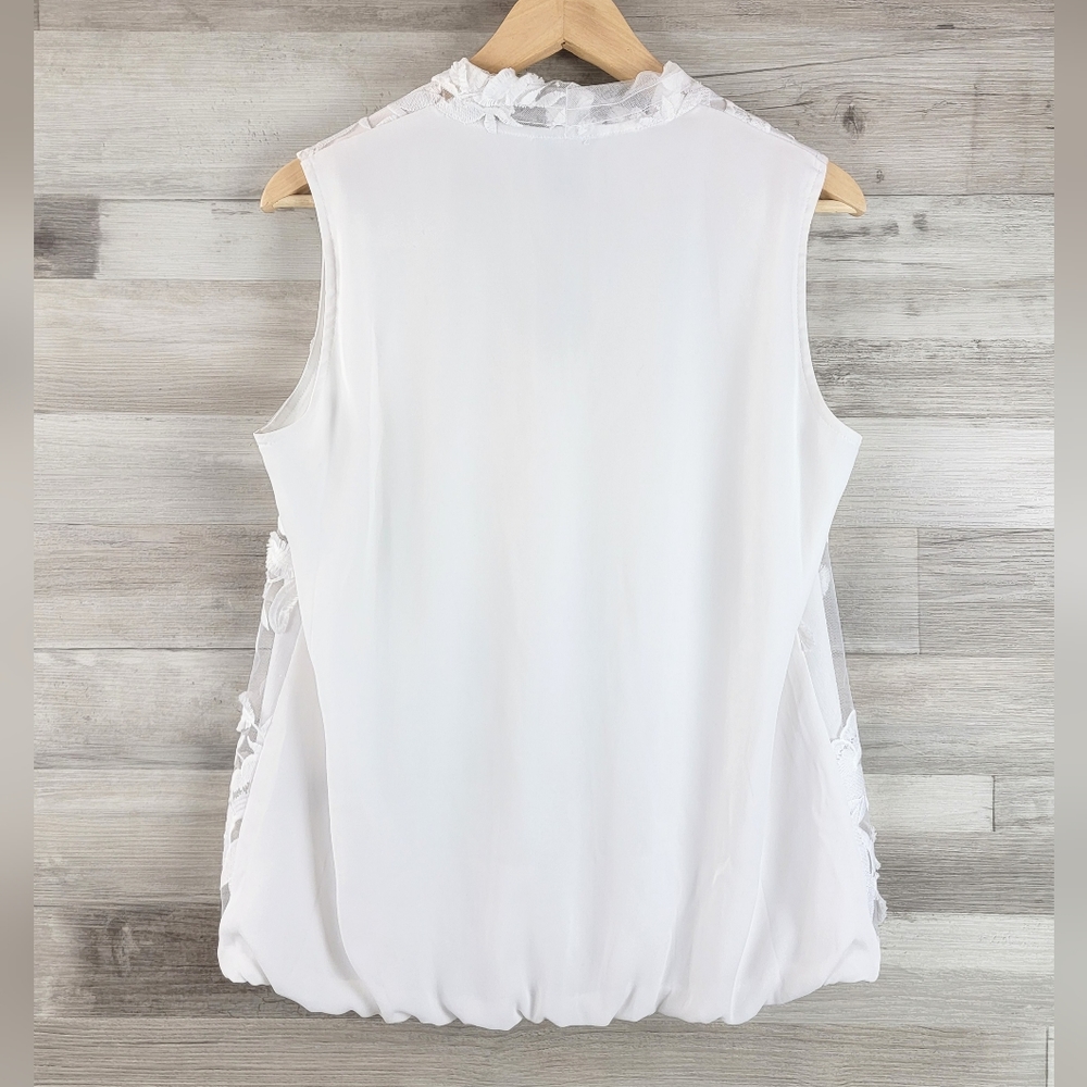 Liz Claiborne Career White Floral Lace Sleeveless Deep VNeck Blouse Size Medium - Picture 8 of 16
